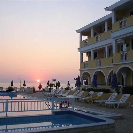 Konstantin Beach Закинтос