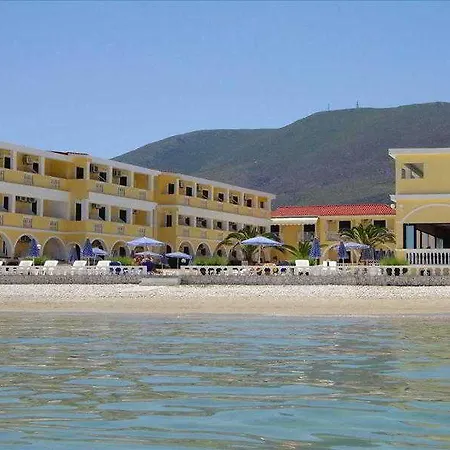 Konstantin Beach Закинтос